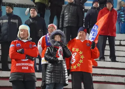 Хоккейный клуб «Енисей» обыграл «Сибсельмаш» в Новосибирске