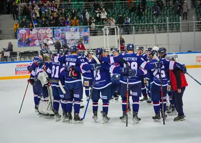 Хоккейный «Сокол» крупно обыграл «Челмет» в Красноярске